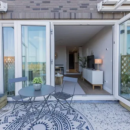 Haya Sieview - 'zwarte Pad' Apartment