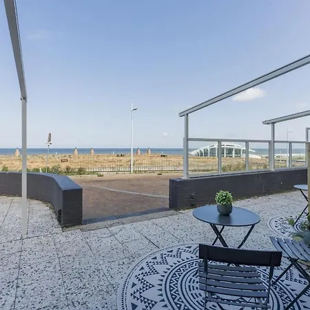 Haya Sieview - 'zwarte Pad' Apartment The Hague